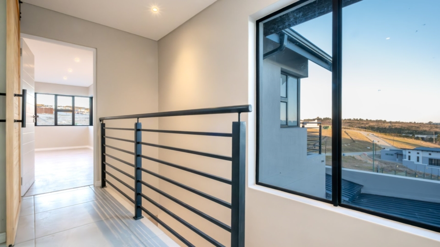 3 Bedroom Property for Sale in Blue Mountain Village Western Cape